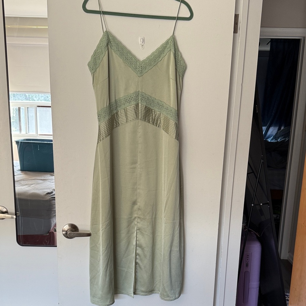 Elegant Lace Trim Slip Dress - Green